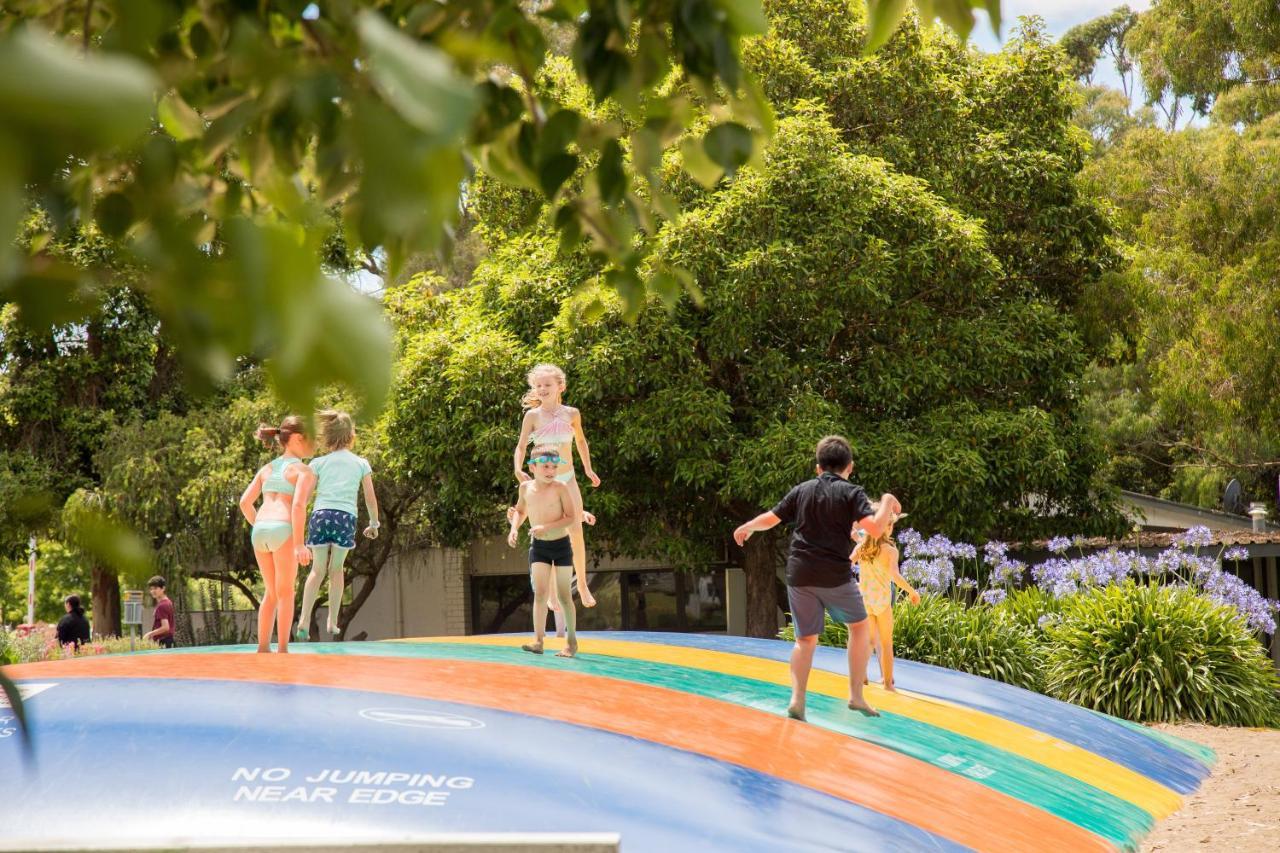 Blue Lake Holiday Park Mount Gambier Buitenkant foto